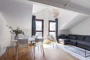 Cozy two-bedroom duplex in Old Town Annecy - Welkeys